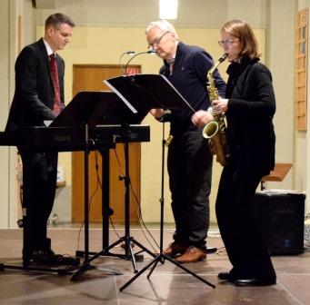 Andreas Mölder (E-Piano), Stephan Laage-Witt (E-Bass), Ulrike Zeh (Saxophon), "Heiße Rythmen", Christuskirche, 13.11.2019